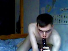 Straight guy trying out a dildo
