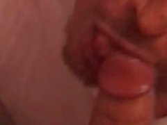He gives sweet blowob and takes mouth cumshot
