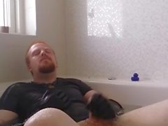 Danish Guy - Rubbercub wanking in bathtub