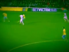 Yannick Bolasie destroying defenders.