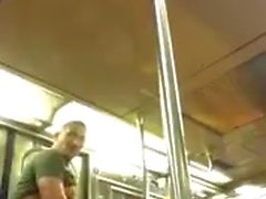 Follada en el Metro
