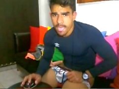Hot Brazil guy cumming on cam