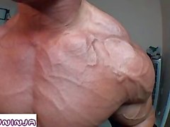 Alain Lamas Webcam Flexing & Cumming