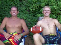 Island Duo Football Nyles Van