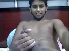 Kinky brown twink strokes his Thick Meat on cam