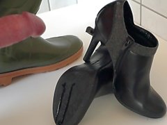 Cumming on High Heels in Waders and Rubber Gloves